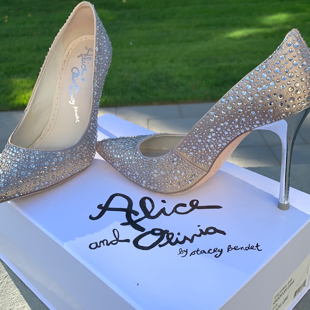 Alice and Olivia